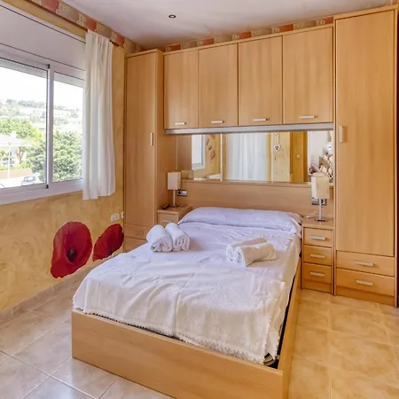 Holiday home Belvilla By Oyo Casa Ausias El Vendrell