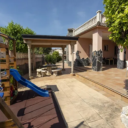 Belvilla By Oyo Casa Ausias