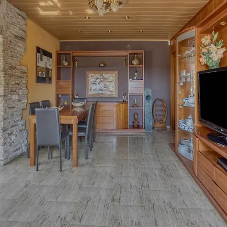Belvilla By Oyo Casa Ausias *